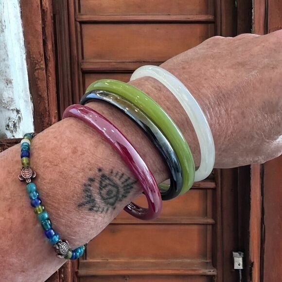 Vintage Glass Bangle Bracelets – Set of 4 - Picture 6 of 6